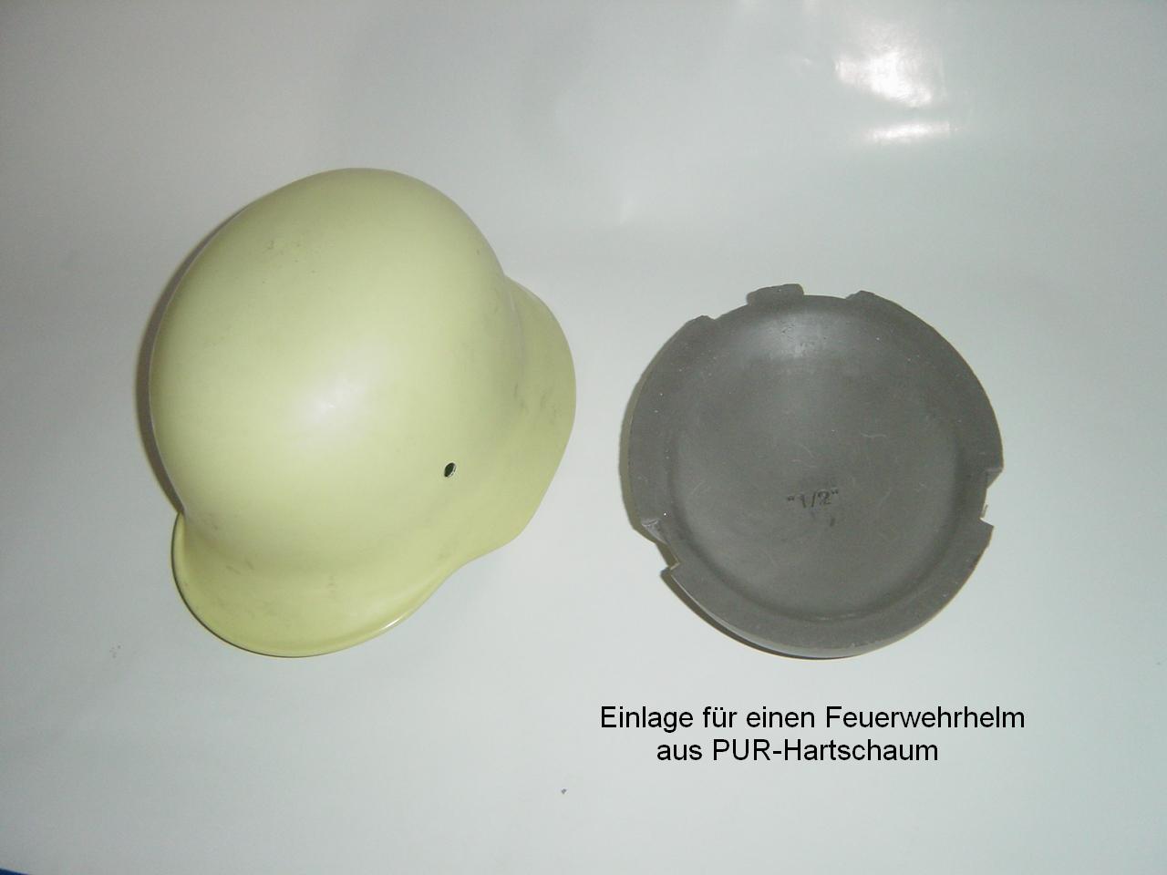 Feuerwehrhelm und Einlage Text